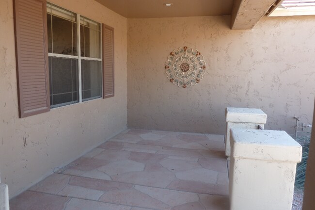 Foto del edificio - 17963 W Ryans Way