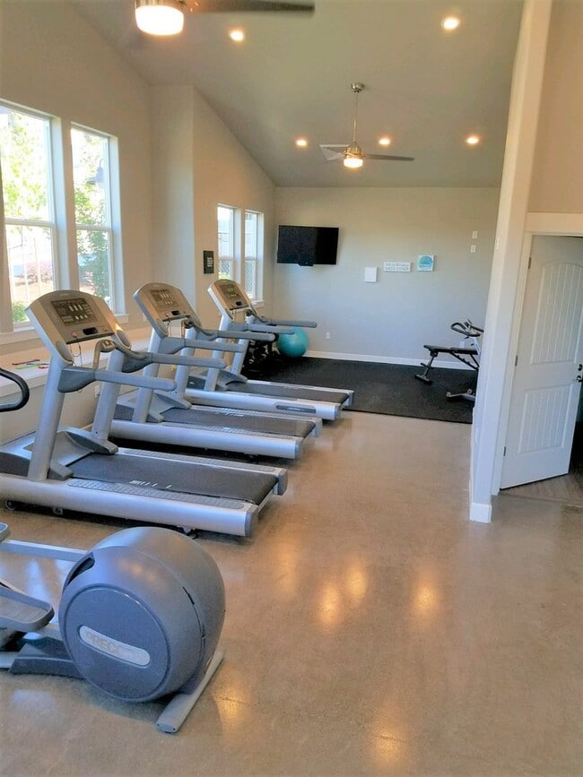 Interior Photo - The Summit at Red Leaf