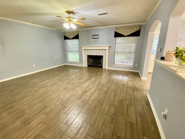Foto del edificio - 7239 Brockington Dr