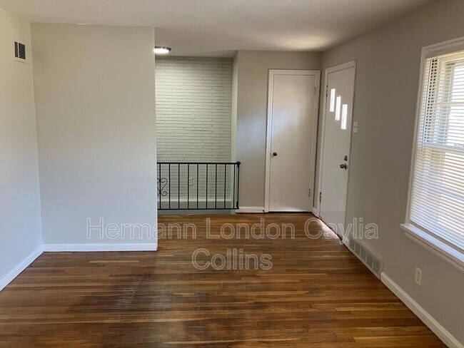 Foto del edificio - 1049 Willmann Ct