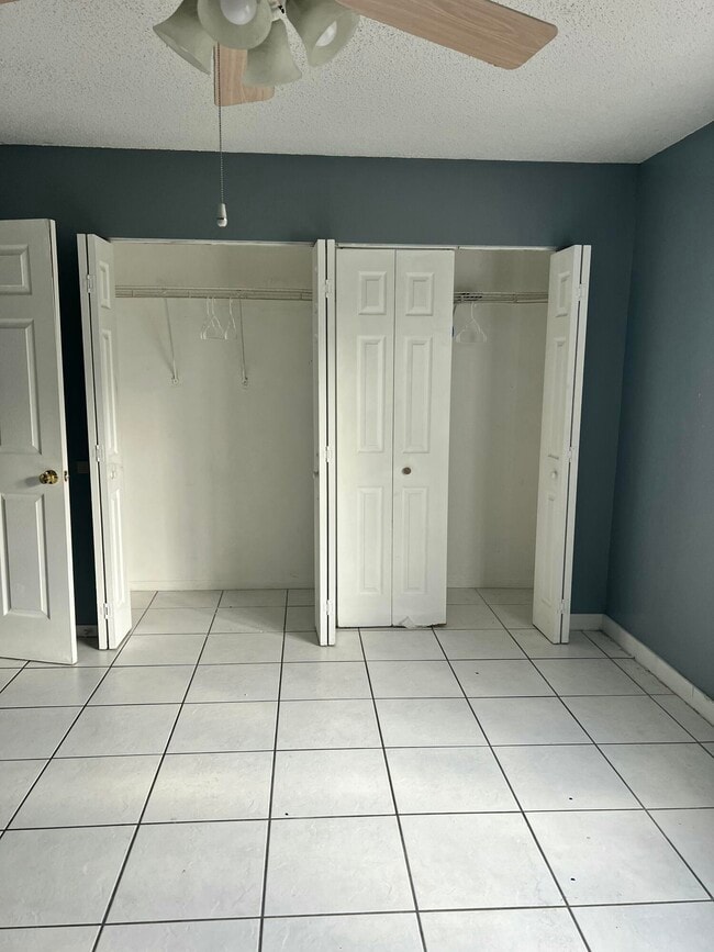 Foto del edificio - 5154 Breckenridge Pl