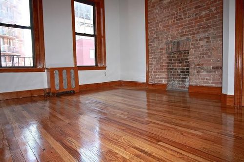 Building Photo - 556 W 43rd St