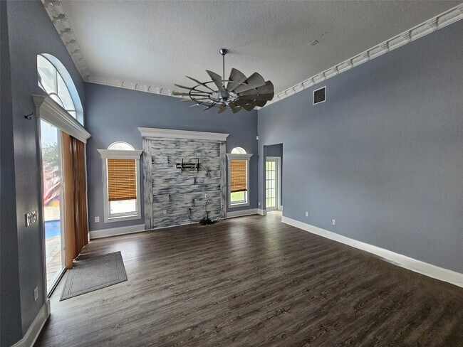 Foto del edificio - 13955 NW 22nd Ct