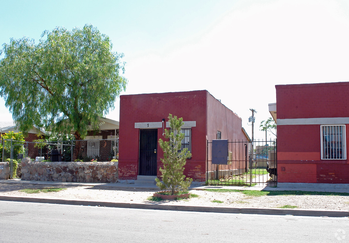 Building Photo - 3100 Frutas Street