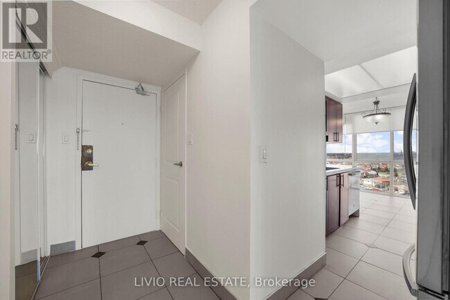 Photo du bâtiment - 10 Markbrook Ln