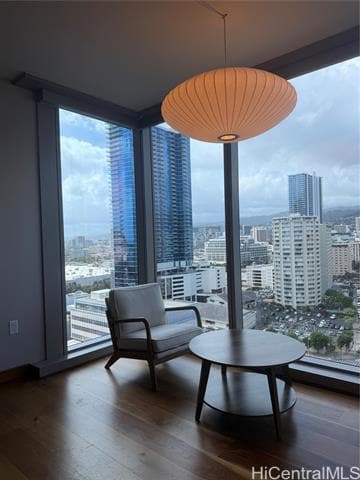 Building Photo - 1555 Kapiolani Blvd