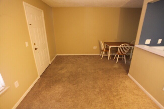 Foto del edificio - Lakewood Commons Apartment Available June 2026!