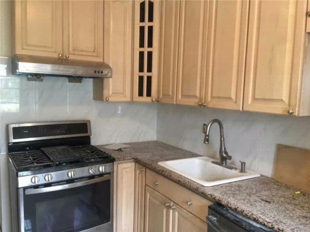 Building Photo - 125-10 23rd Ave