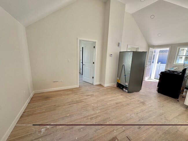 Dining Room - 98 Steamboat Rd