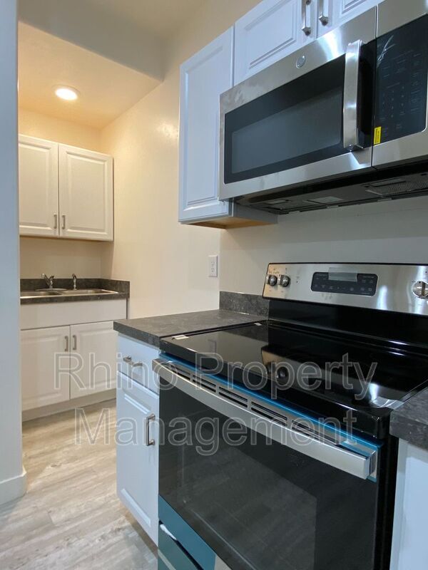 Building Photo - 14406 Debrian Way