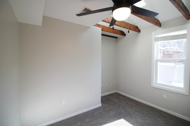 Building Photo - 1928 Harcum Way