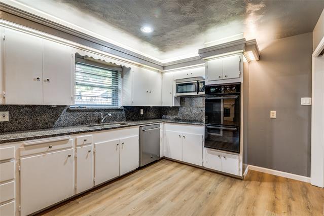 Foto del edificio - 1703 Raydon Dr