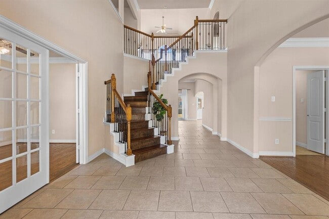 Building Photo - 2511 Orchid Creek Dr