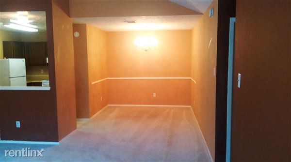 Building Photo - 16426 Monte Carlo Ln