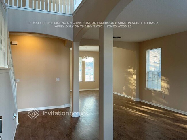 Building Photo - 14824 Cedar Branch Way