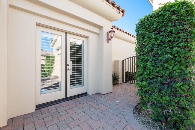 Building Photo - 77765 Concha Ct