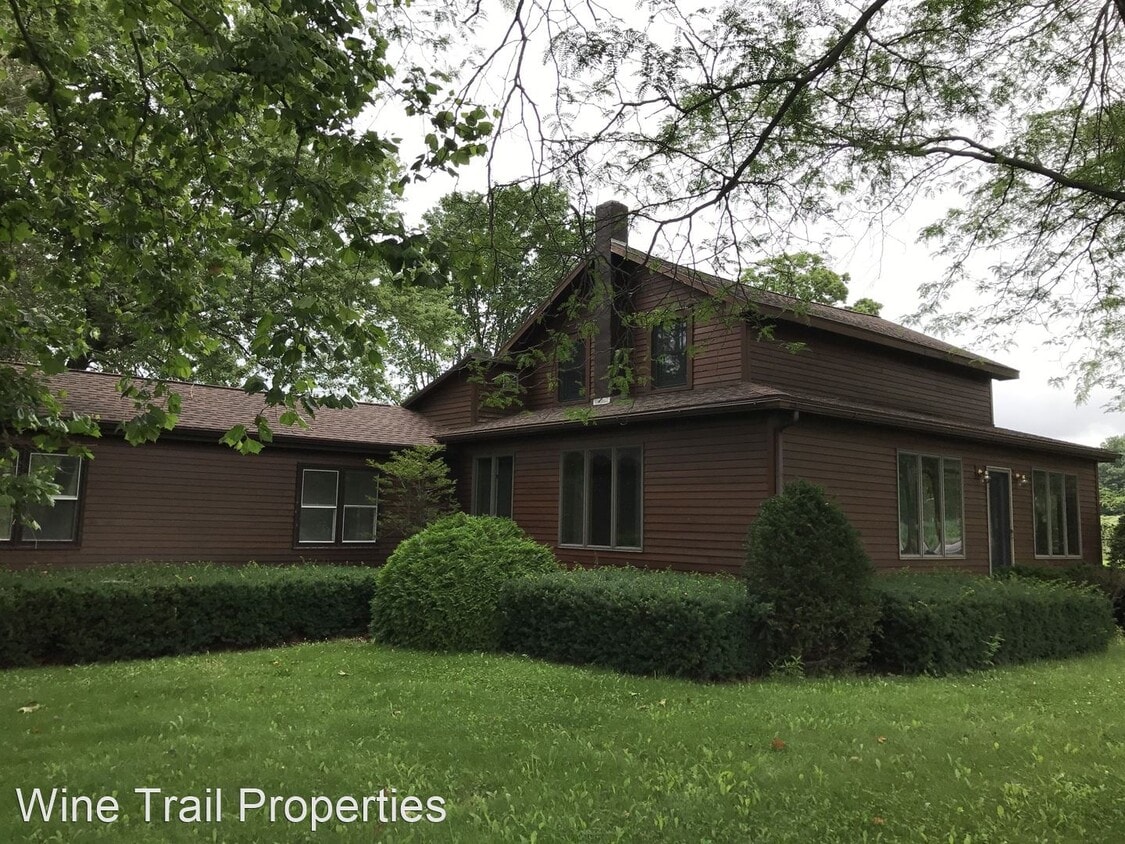 Primary Photo - 2 br, 2 bath House - 3296 County House Rd