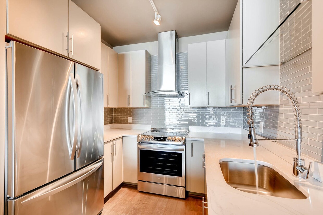 Primary Photo - 1200 Steuart Street, Unit 713