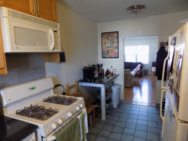 Photo - 104 Lake Shore Rd Apartments