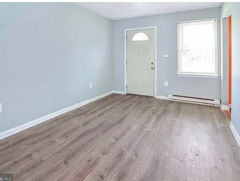 Foto principal - 5311 Valiquet Ave