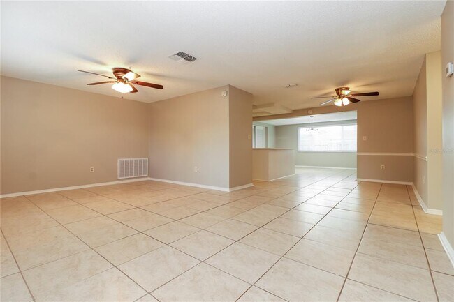 Foto del edificio - 7325 Nova Scotia Dr