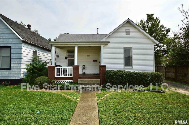 Foto principal - 908 E Reservoir St