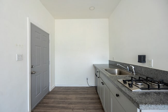 Building Photo - 4608 Melbourne Ave