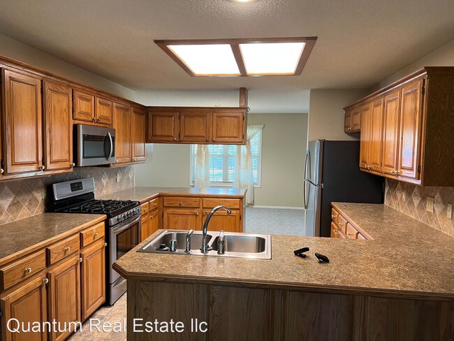 Building Photo - 3 br, 2.5 bath House - 4411 TIMBER LAKE