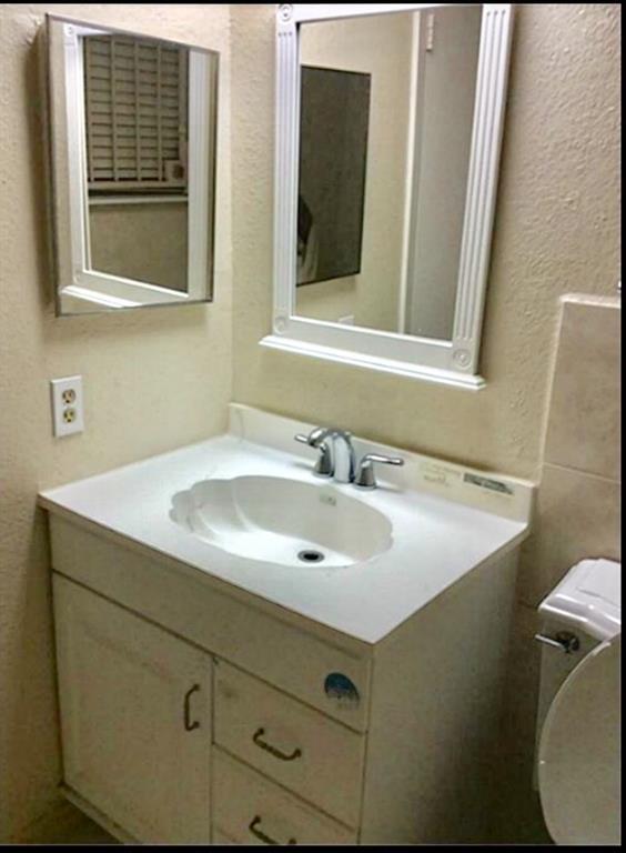 Foto del edificio - 6310 S Briar Bayou Dr