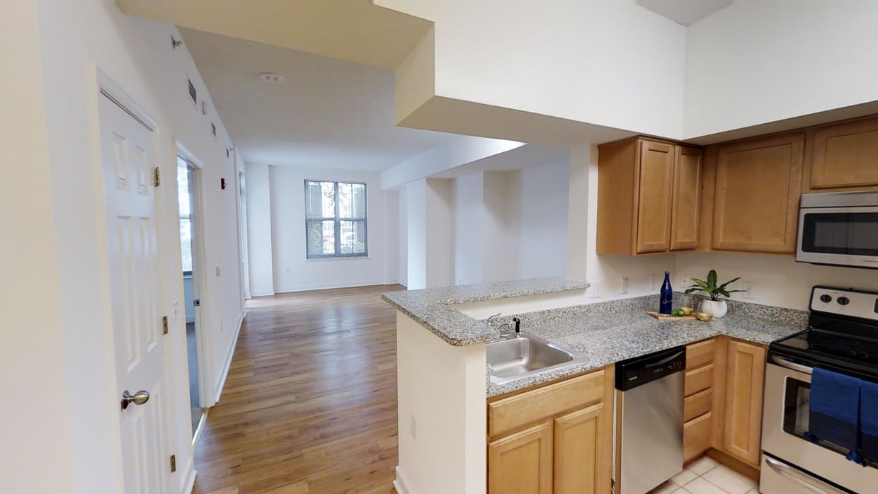 Photo - West End Residences Apartments