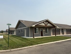 Building Photo - 3939 Millie Ct