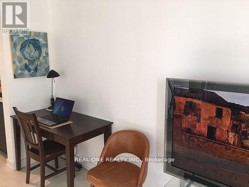 Building Photo - 2200 Lake Shore Blvd W