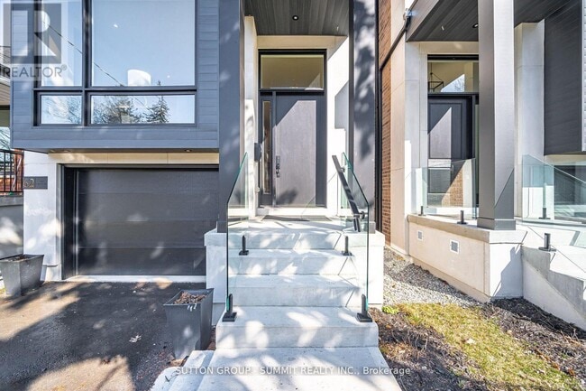 Building Photo - 62 Ash Crescent