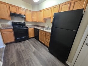 Interior Photo - Summit Crest