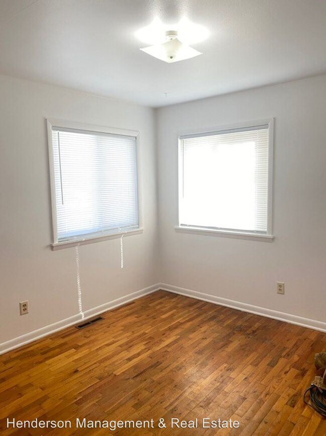 Building Photo - 3608-3610 Highland Dr