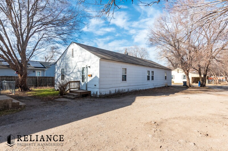 Primary Photo - 4319 E Bayley St