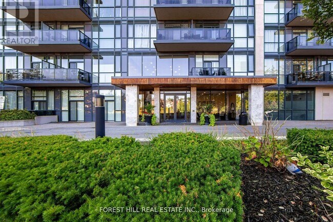 Photo du bâtiment - 4700-4700 Hwy 7