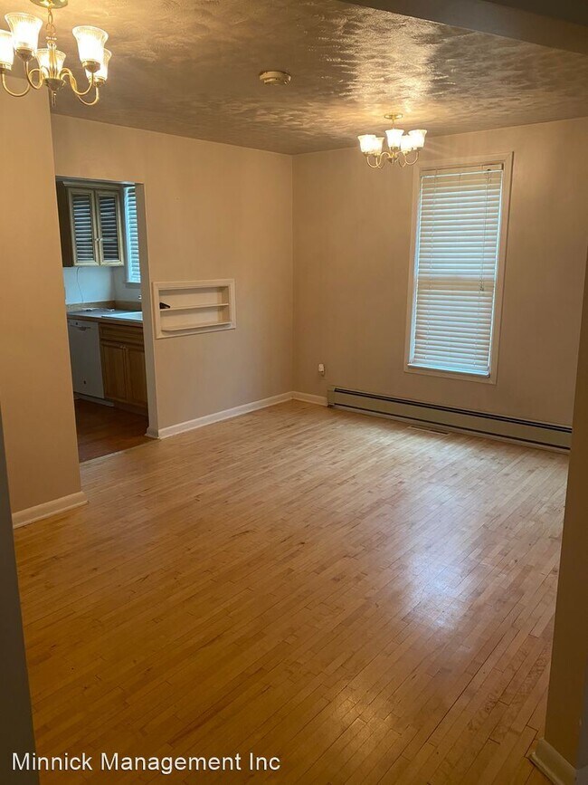 Building Photo - 4 br, 2 bath House - 410 East Aspen Street