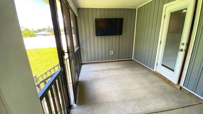 Building Photo - 24501 Alamitos Trace Dr