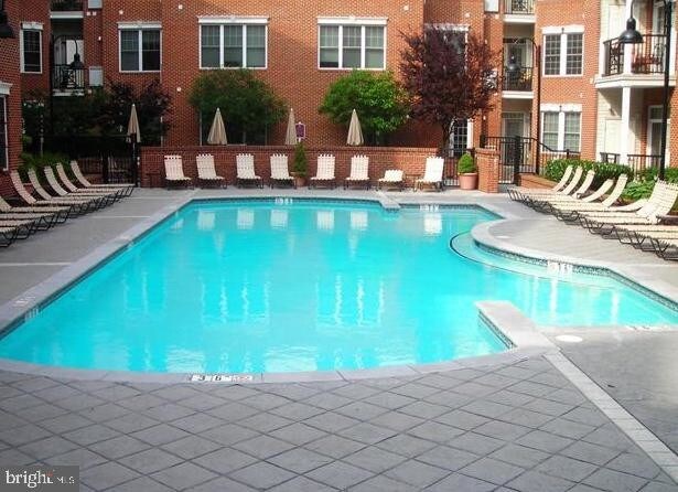 Foto del edificio - 200 W Elm St