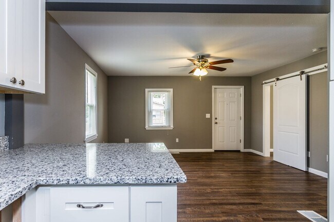 Foto del edificio - 1 Bedroom House in O'Fallon