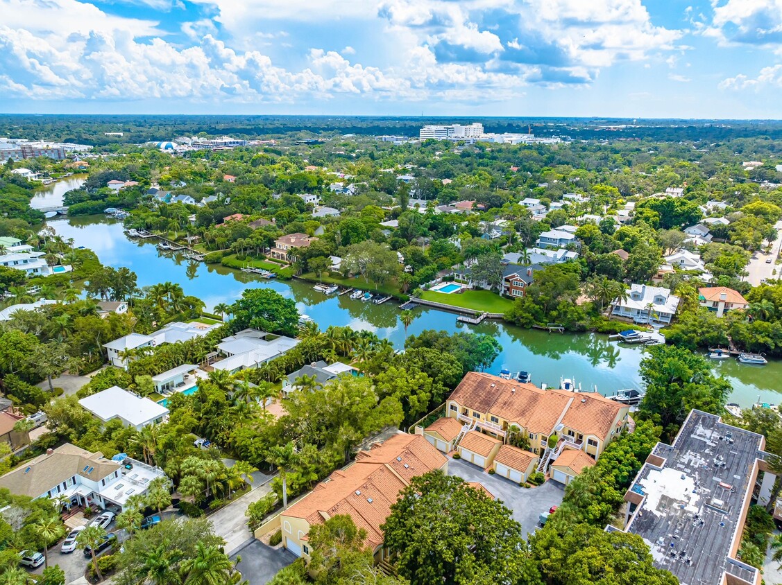 Photo - 858 Hudson Ave (Sarasota, FL)