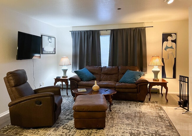 Photo - 315 E 12th Ave Townhome