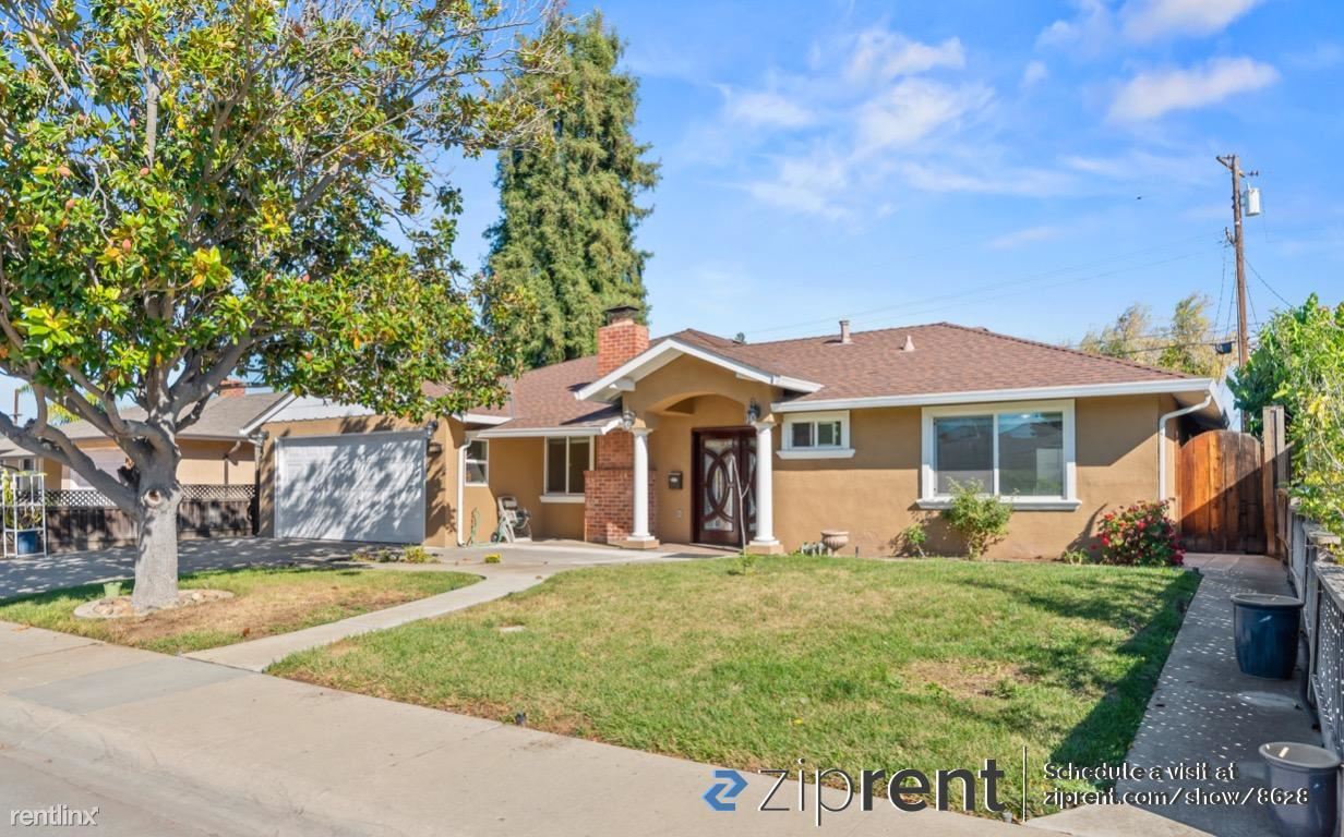 4 br, 2 bath House 1779 Eberhard Street,... House Rental in Santa