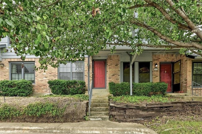 Building Photo - 1411 Gracy Farms Ln