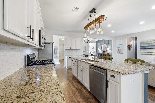 Foto del edificio - 3023 Honey Clover Ct