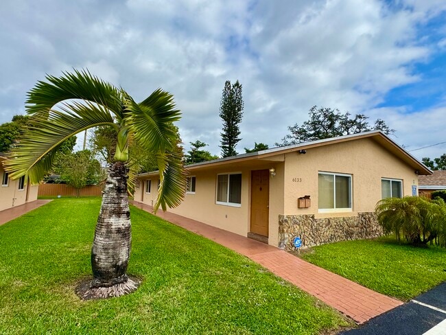 Building Photo - 6133 Buchanan St