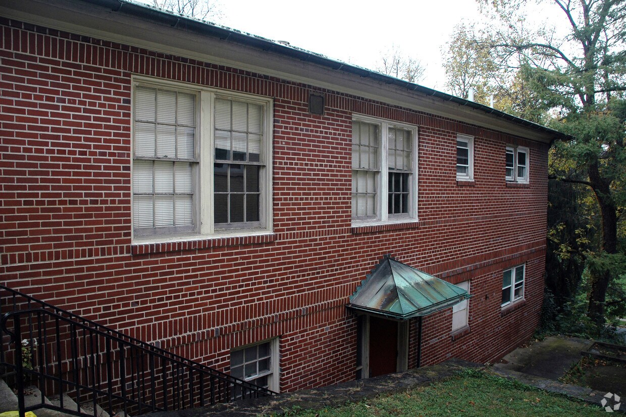 Foto del edificio - 1110 Fairview Ave