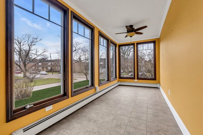 Foto del edificio - 152 Branch Ave