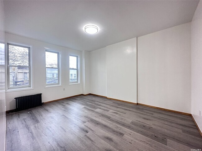 Building Photo - 88-22 86th St
